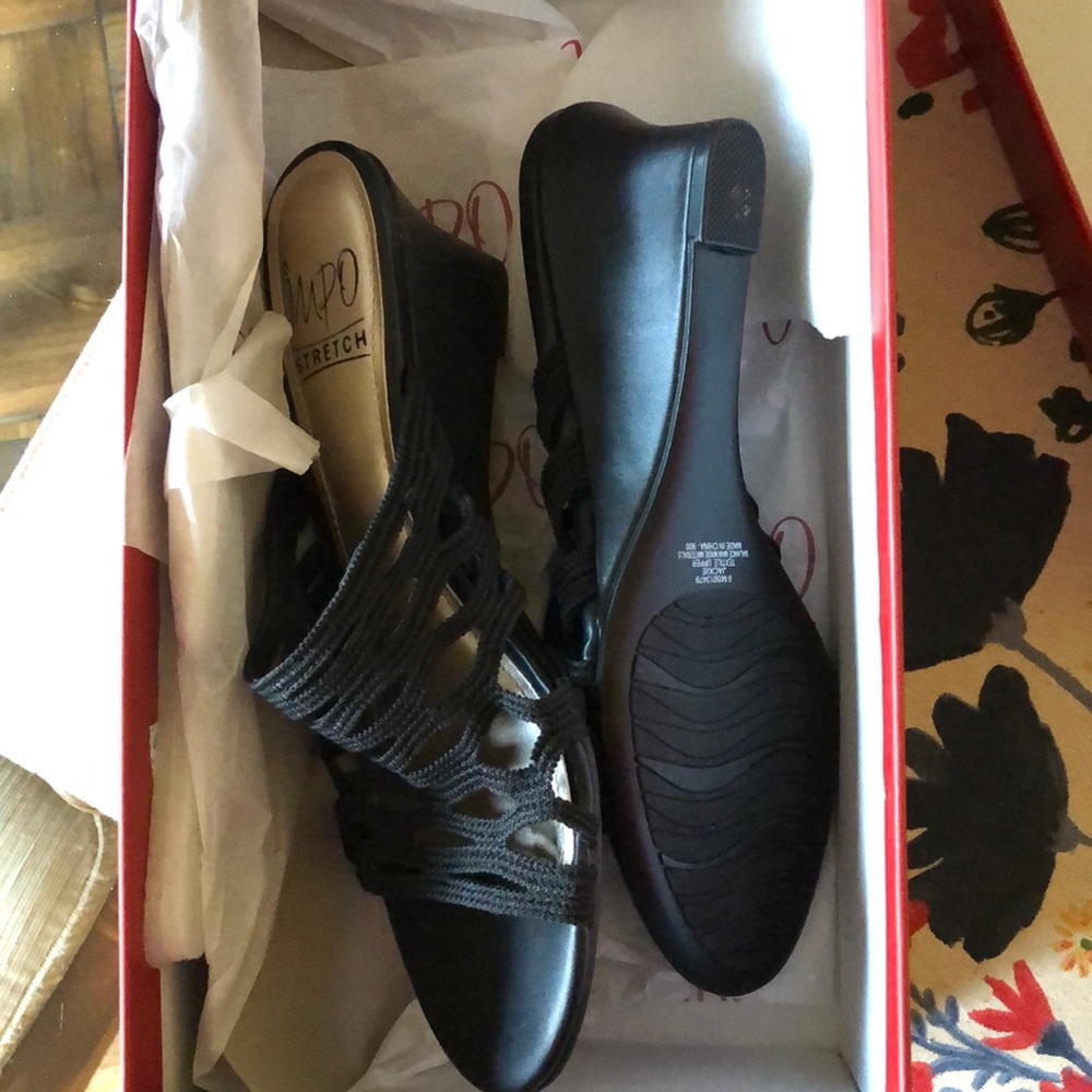 NWOT Impo Black Jackie Sandals